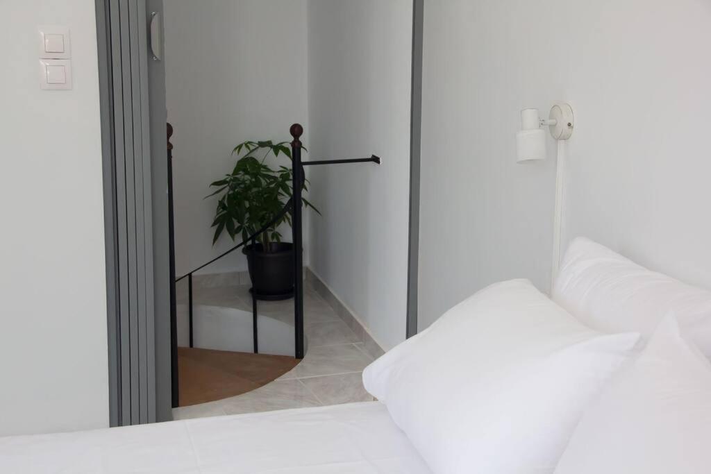 Arco Cοzy Loft Apartment Ermoupoli Luaran gambar